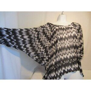 ALISON TAYLOR black & white chevron batwing blouse top M